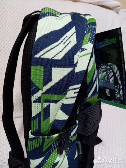 Рюкзак школьный