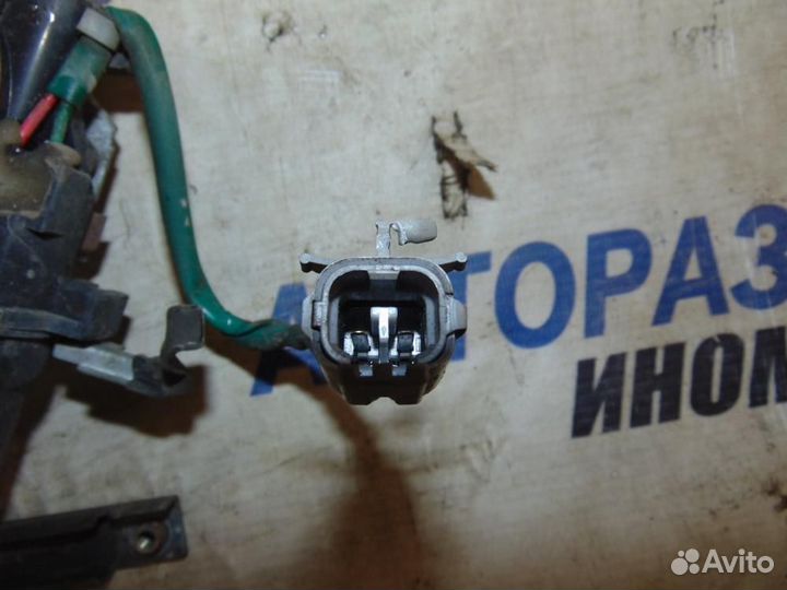 Стеклоподъемник электр. передний правый для Toyota