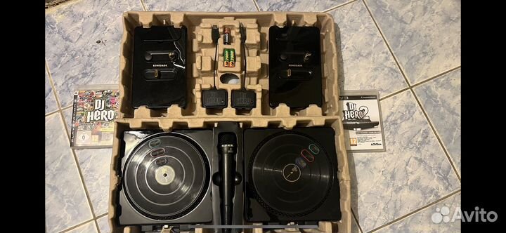 Dj hero 2 комплект на 2 чел для PS3