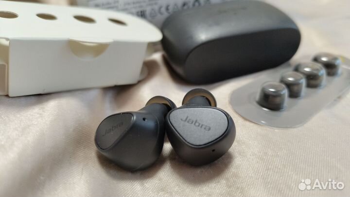 Наушники TWS Jabra Elite 3 серый
