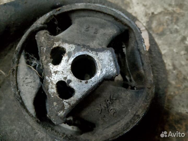 Подушка МКПП Ford Focus 2 2 поколение hxdb 1.6