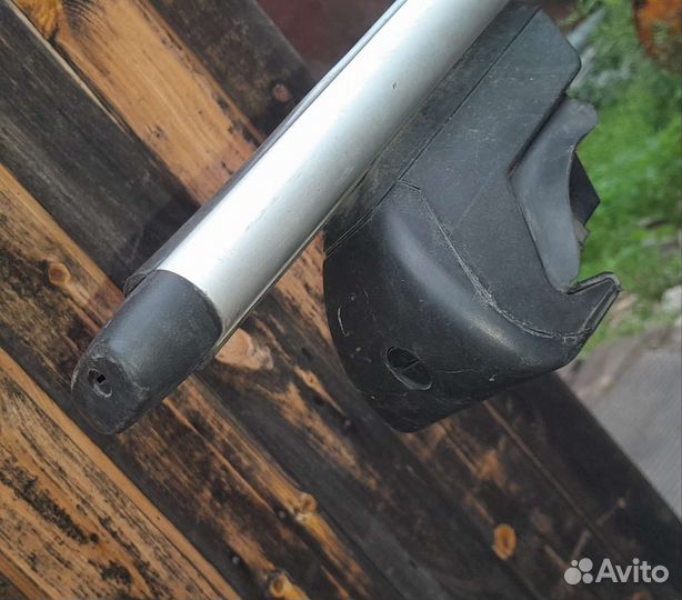 Багажник на релинги