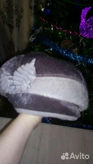 Берет женский