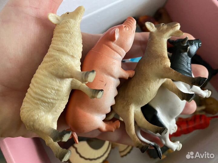 Набор фигурок животных 33 шт