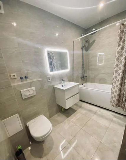 2-к. квартира, 75 м², 3/16 эт.