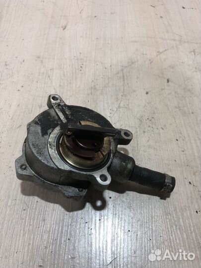 Насос вакуумный для BMW 7-serie E65