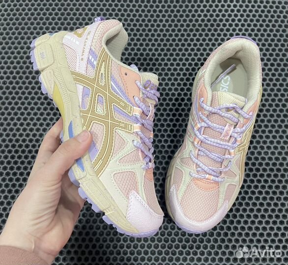 Кроссовки asics