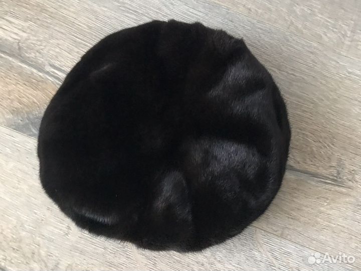 Берет женский норковый