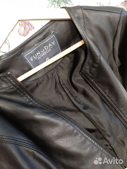 Кожаная куртка женская размер М