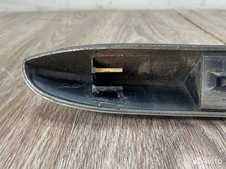 Молдинг крышки багажника задний Peugeot 307