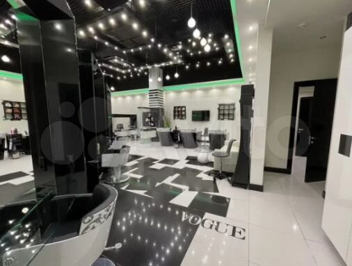 Торговое помещение 306м²