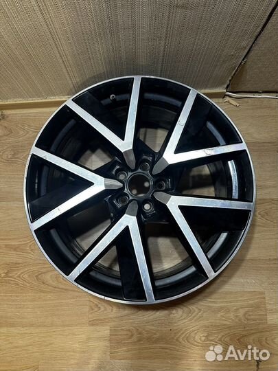 Диск R20 Volkswagen Touareg