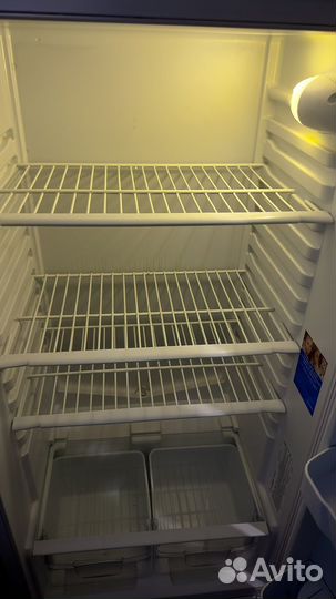 Холодильник indesit