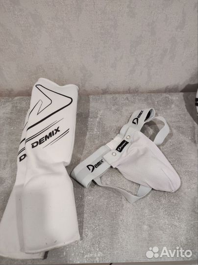 Боксерские перчатки шлем