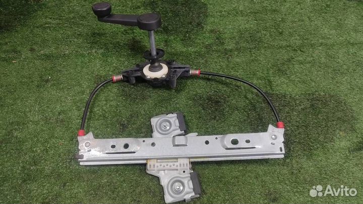 Стеклоподъемник задний правый Ford Fiesta (CB1) 2