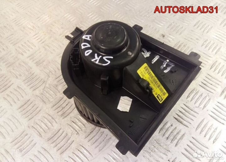 Моторчик печки Volkswagen Golf 4 1J1819021C