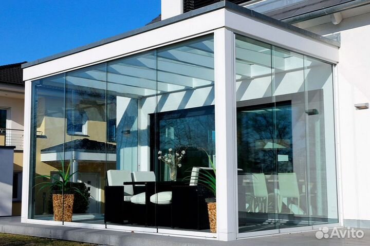 Безрамное раздвижное остекление