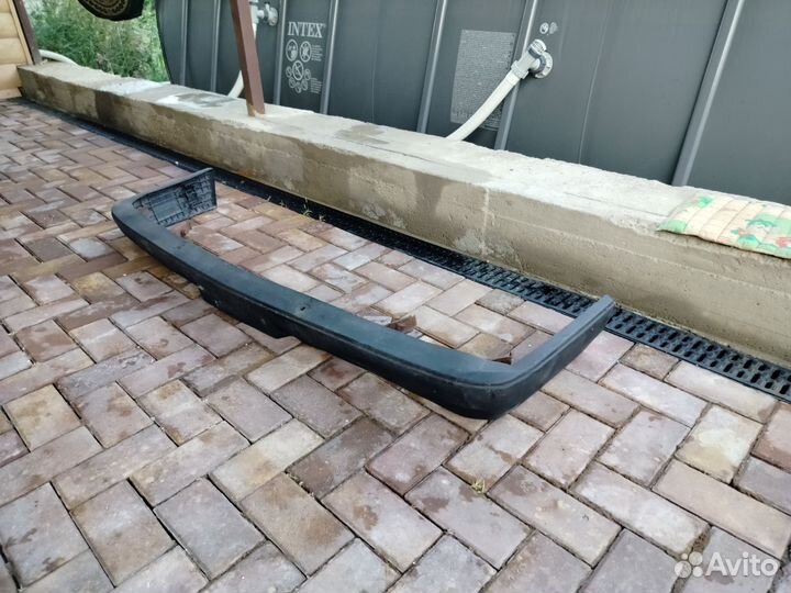 Бампер передний audi 80