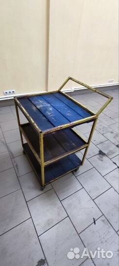 Стеллаж для инструмента