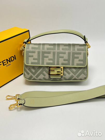 Женская сумка fendi