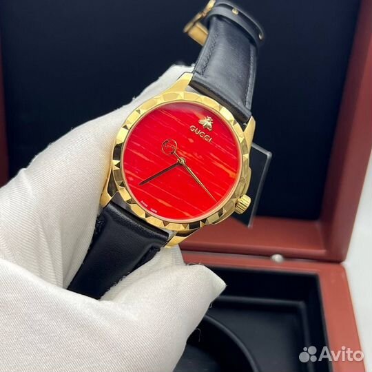 Наручные часы Gucci
