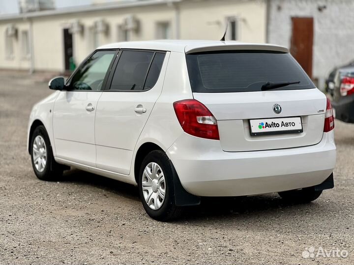 Skoda Fabia 1.2 МТ, 2011, 320 000 км