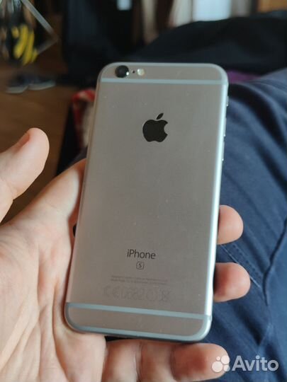 iPhone 6S, 64 ГБ