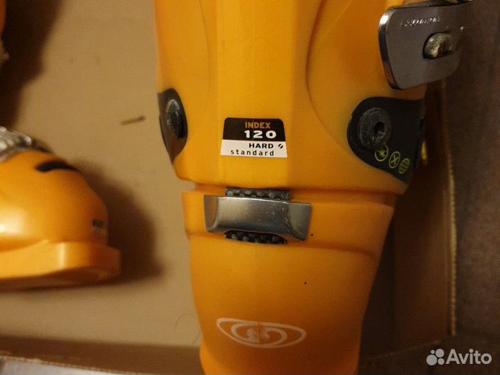 Горнолыжные ботинки Salomon