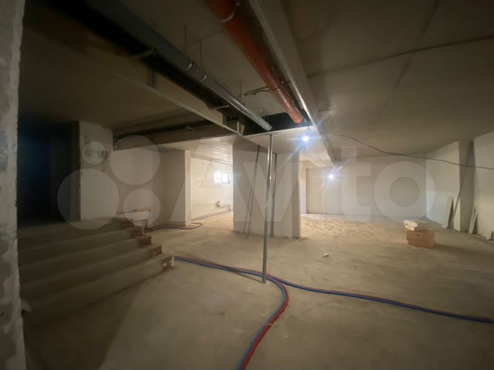 Свободного назначения, 215 м²