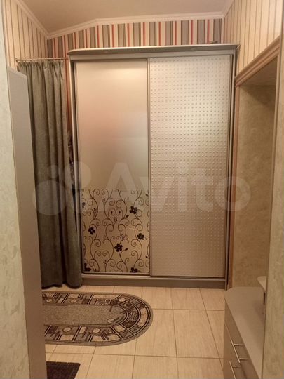 2-к. квартира, 54 м², 1/2 эт.