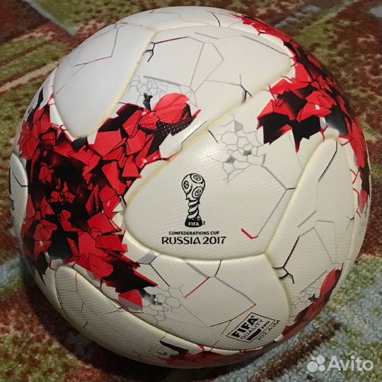 Официальный игровой футбольный мяч Adidas Krasava