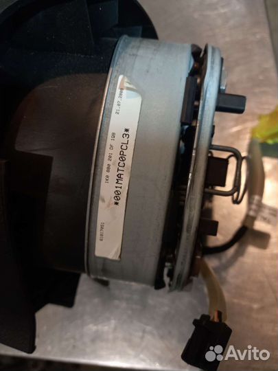 Подушка безопасности в руль VW Jetta 5