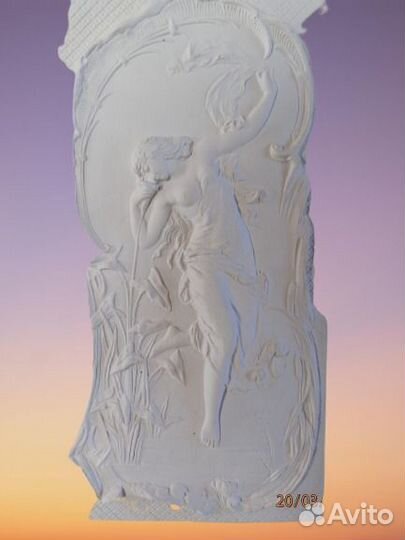 Барельефы из гипса