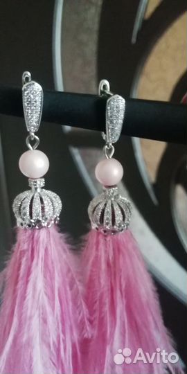 Серьги со страусиными перьями