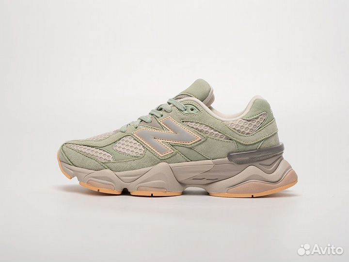 Женские кроссовки NEW balance 9060