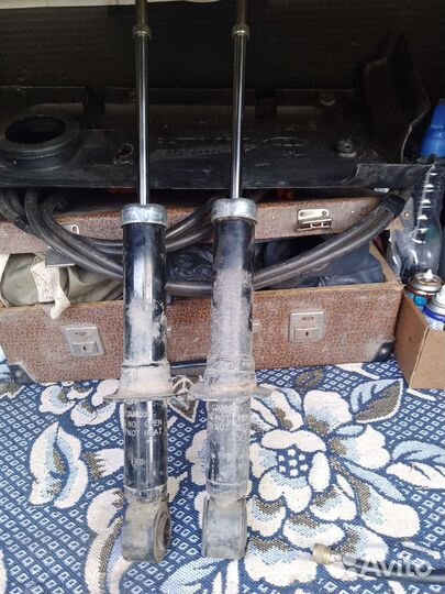 Продам пружины пыльник отбойник