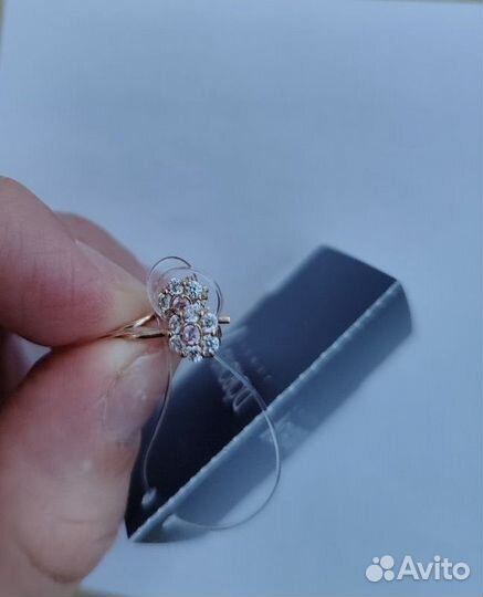 Золотые серьги с фианитами