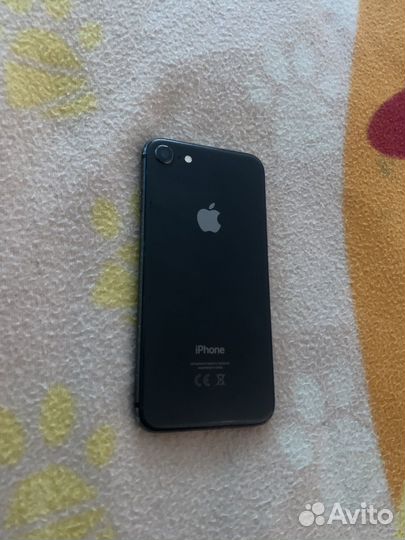 iPhone 8, 64 ГБ