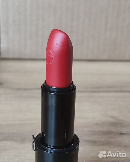 Dior тени для век, помада Armani, Givenchy