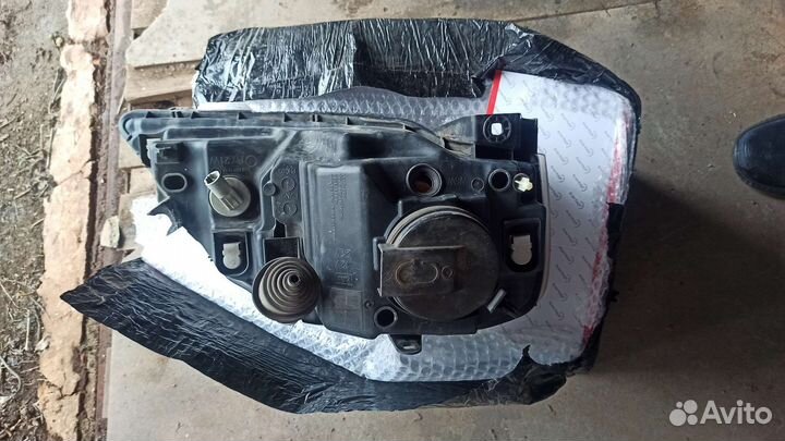 Фара левая renault logan 1