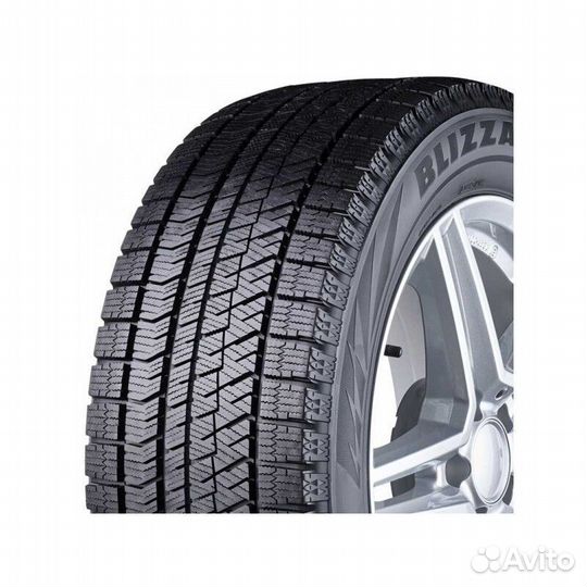 Bridgestone Blizzak Ice 235/45 R18 94S