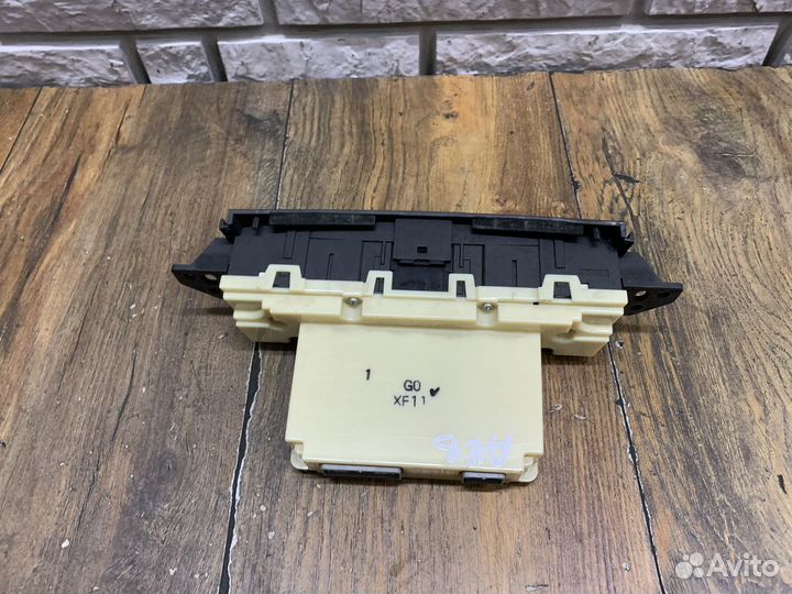 Honda Accord 8 Блок управления климат. установкой