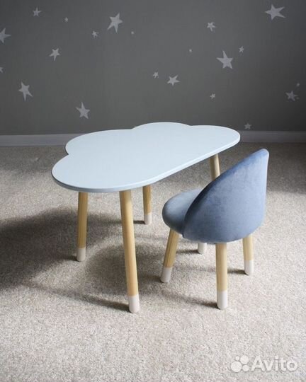 Детский стол и стул