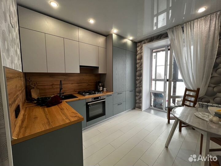 Кухонный гарнитур