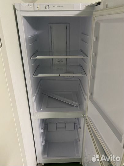 Холодильник Бирюса на запчасти или ремонт