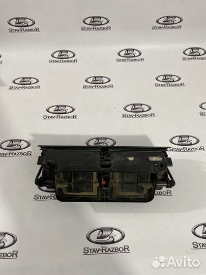 Дефлектор Mercedes w203 clc центральный