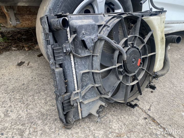 Hyundai solaris радиатор в сборе