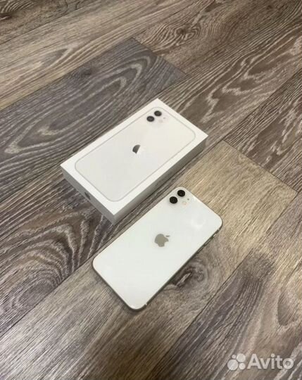 iPhone 11, 64 ГБ