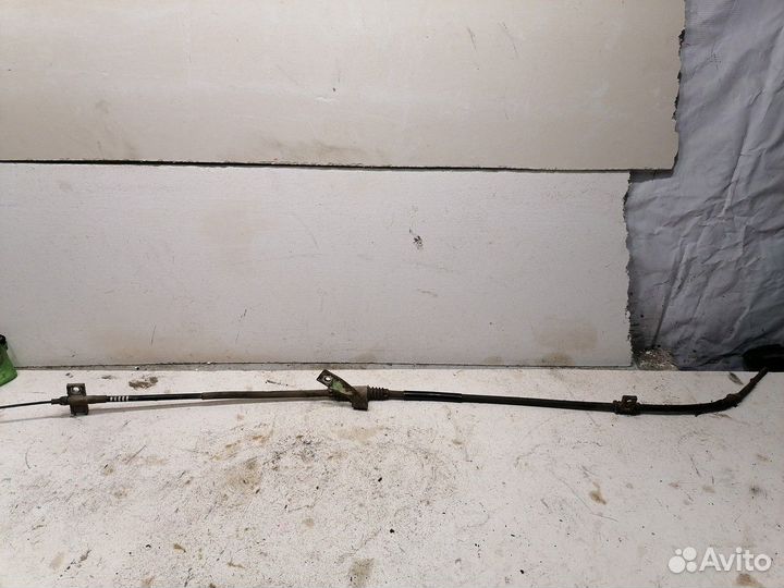 Трос стояночного тормоза левый (SsangYong Kyron)