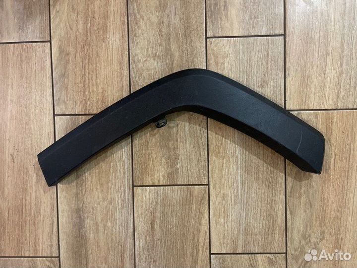 Накладка крыла задняя левая Toyota Rav4 Xa50 С
